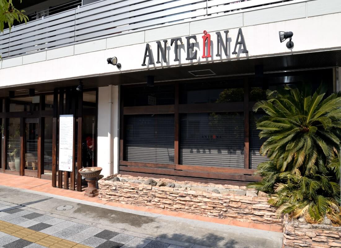 ANTEnNA 浦和店 店内写真